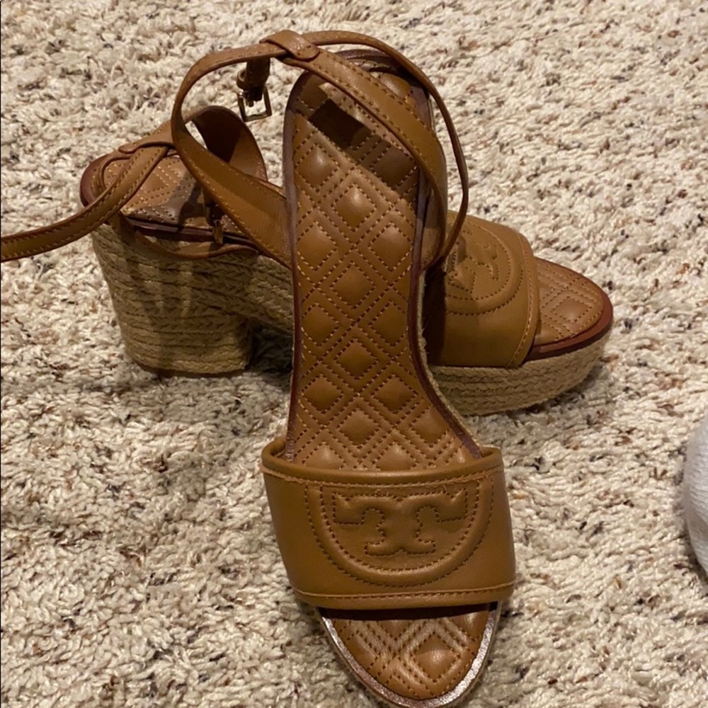 Shoes - Picture 3 of 3